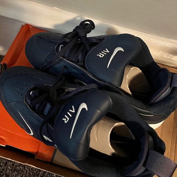 Nike Air softball cleats - Picture 2 of 4